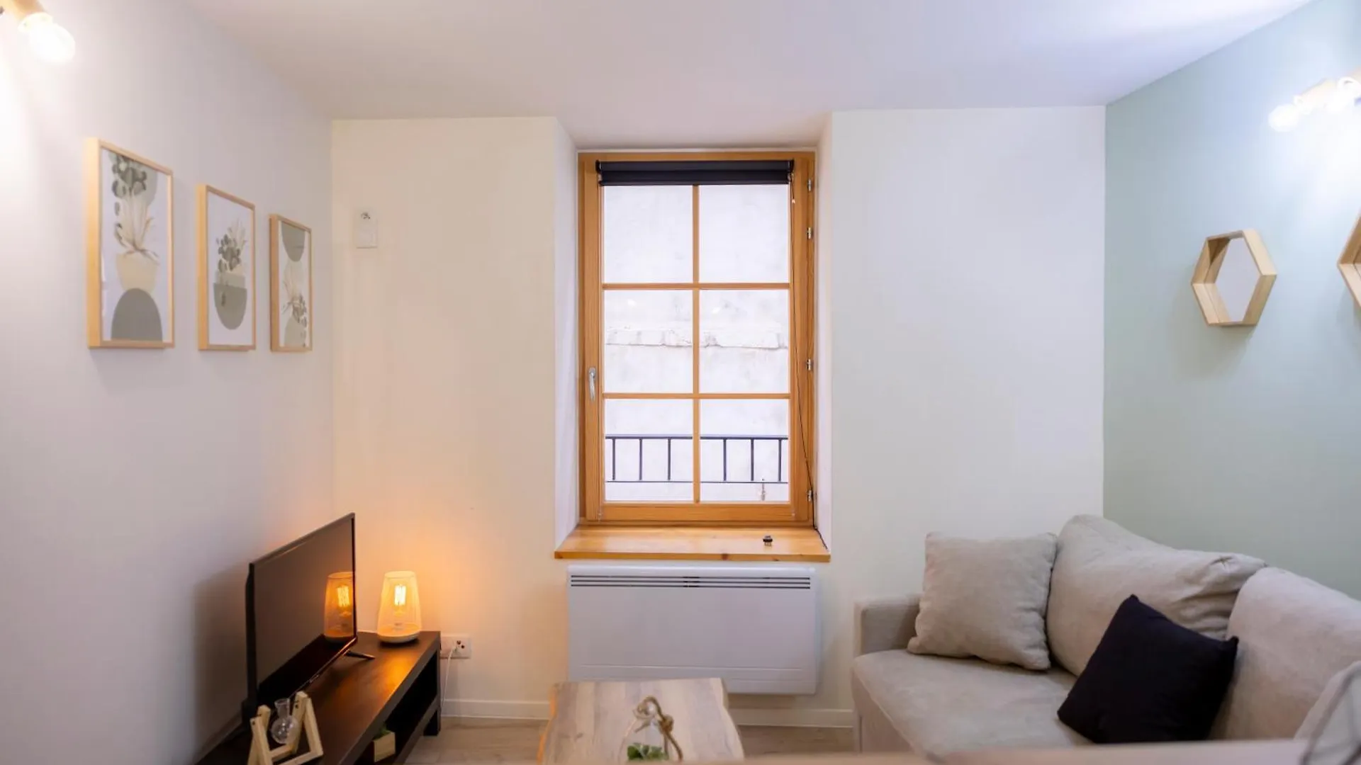 Appartement T2 au cœur du centre historique de Briançon #3